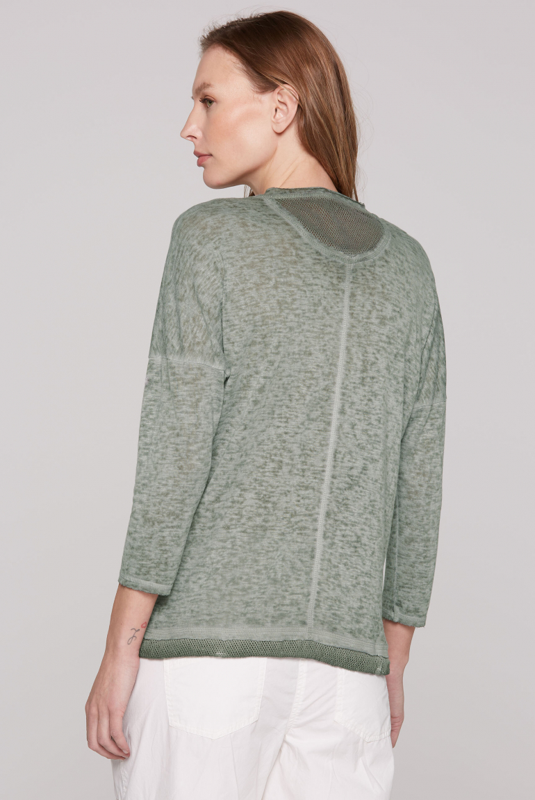 Leichtes V-Shirt mit Mesh-Details