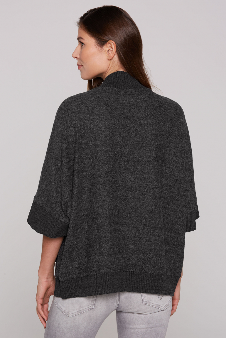 Oversized Pullover mit Stehkragen und Taschen