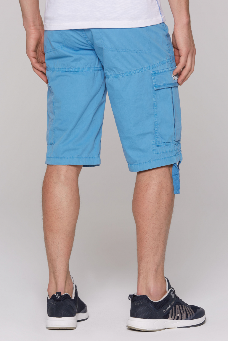 Skater Shorts aus Twill mit Logo-Stickerei