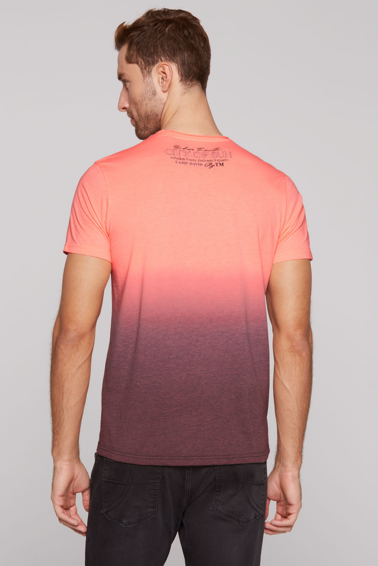 T-Shirt Dip Dye mit Used Print