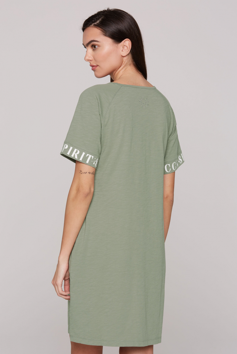 T-Shirt-Kleid mit Logo-Saum am Ärmel