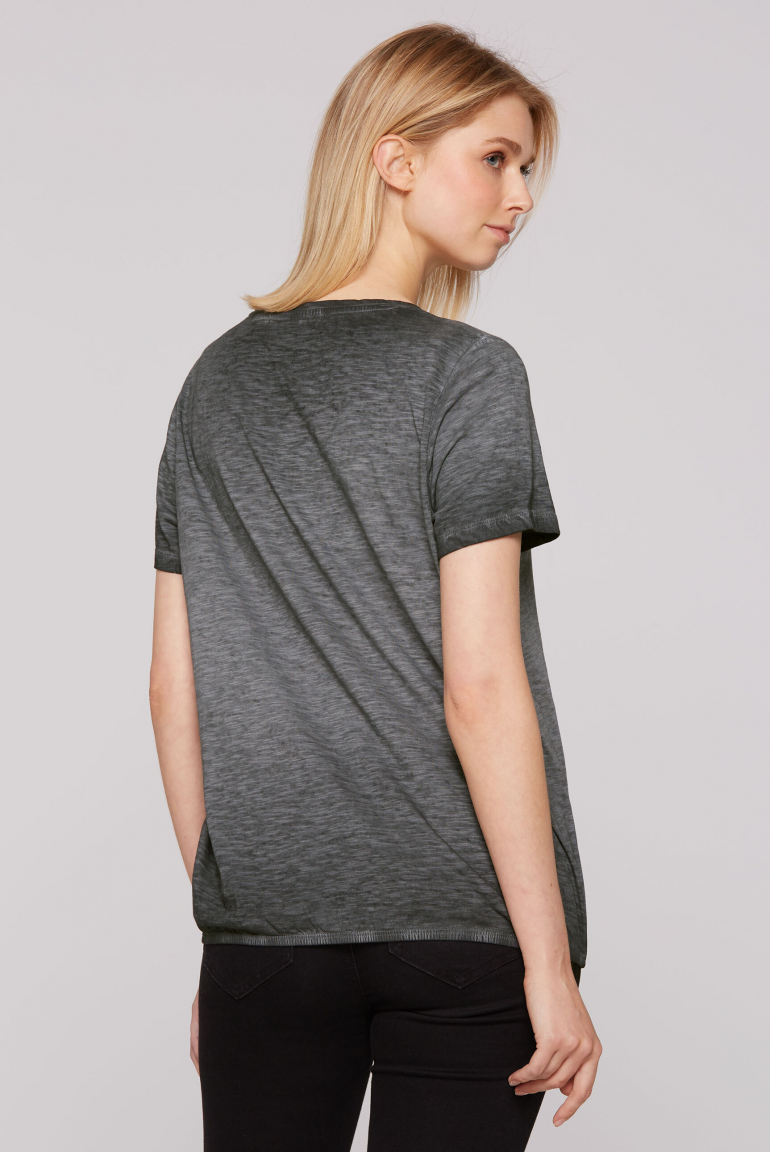 T-Shirt mit Artwork und Elastiksaum