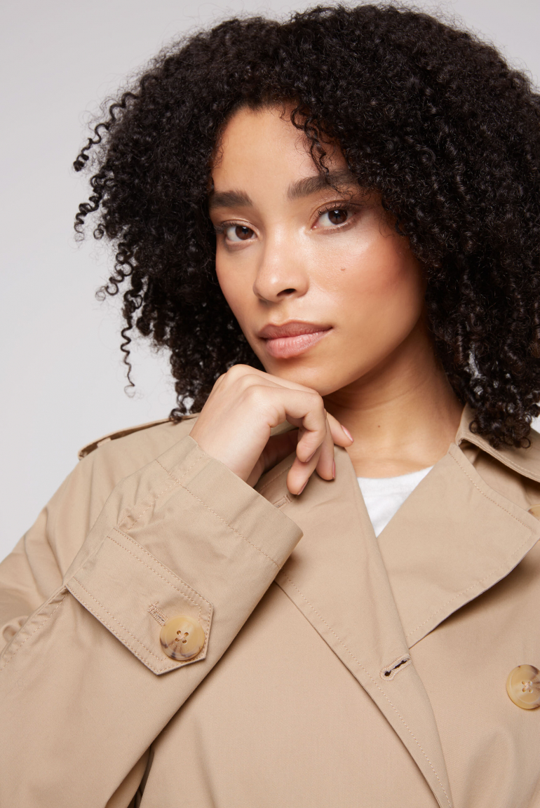 Trenchcoat mit Bindegürtel