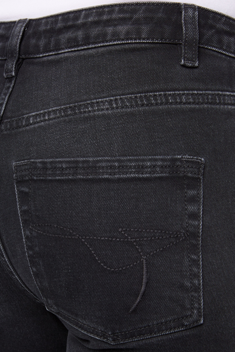 Jeans LE:A Mom Fit