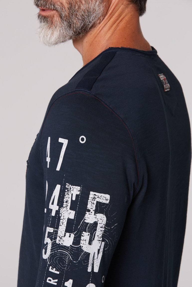 Longsleeve im Used Look mit Artworks