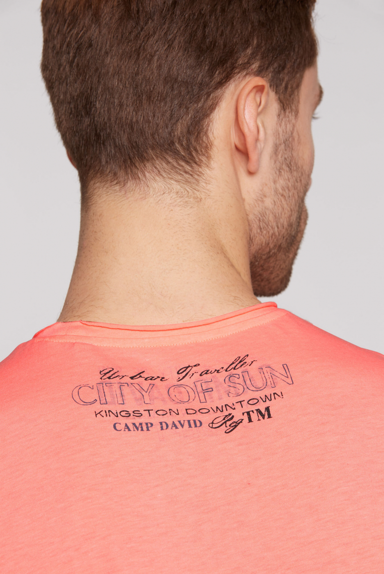 T-Shirt Dip Dye mit Used Print