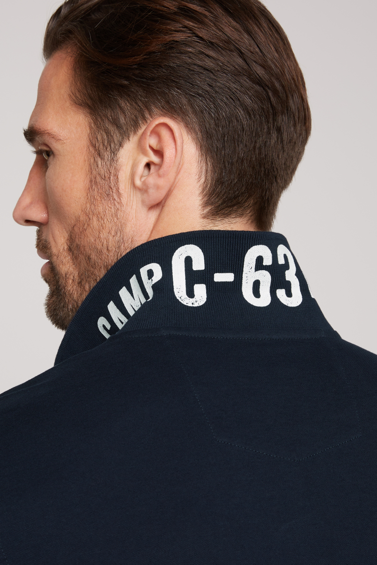 Basic Pikee-Polo mit Logo-Stickerei