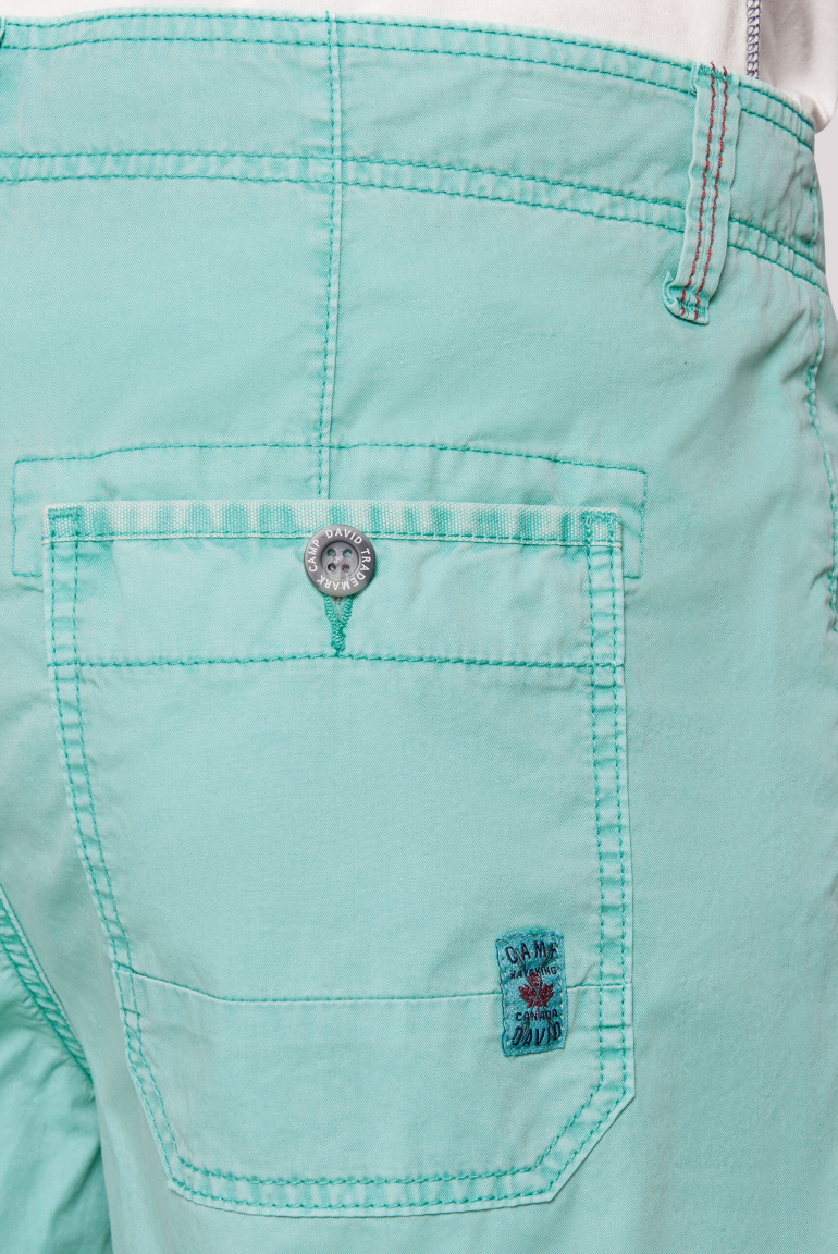Skater Shorts mit Used-Waschung