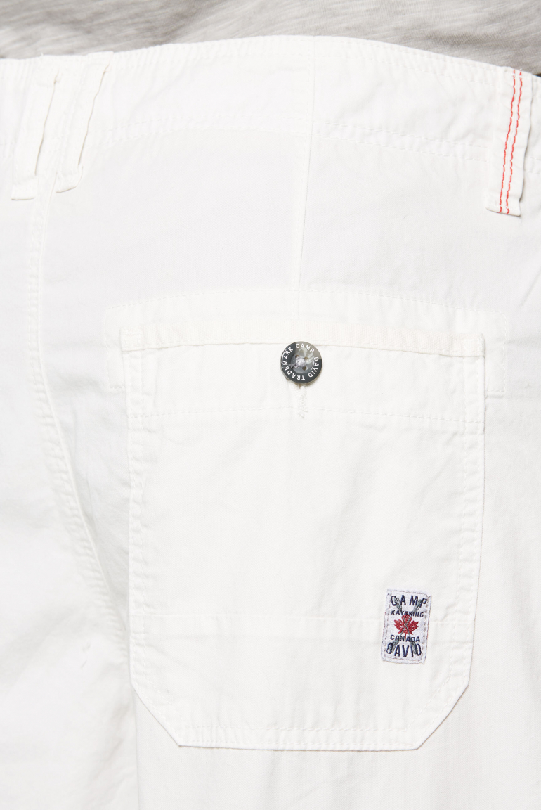 Skater Shorts mit Used-Waschung