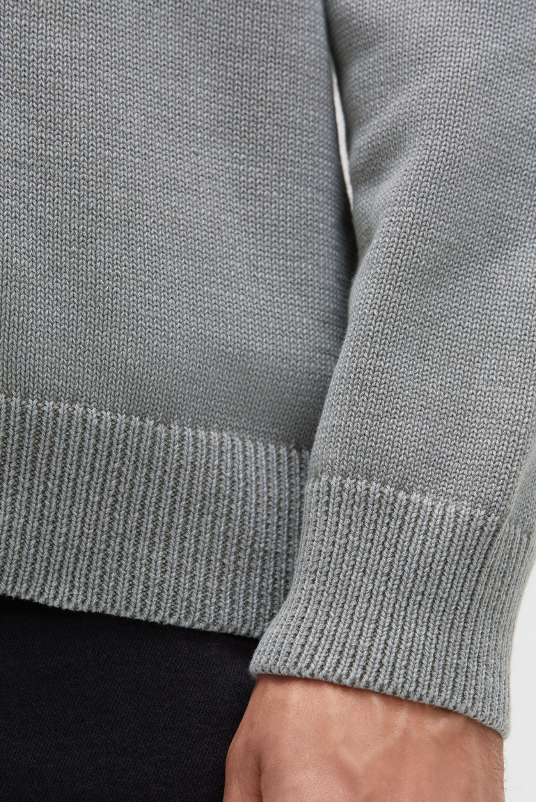 Troyer-Pullover mit abnehmbarer Kontrastkapuze