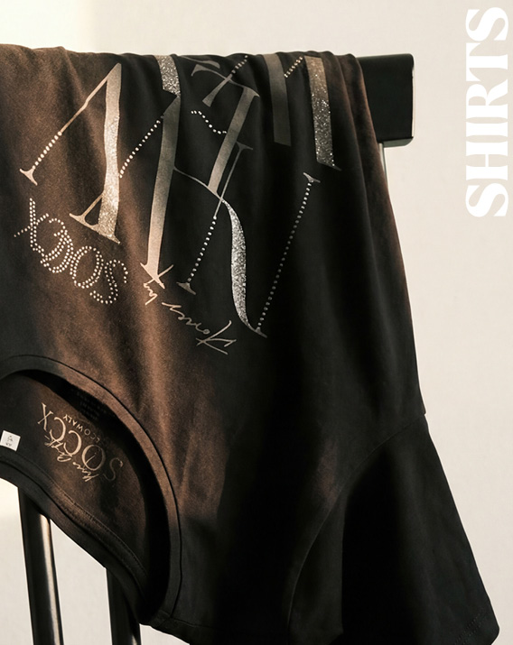 T-Shit auf einem Stuhl